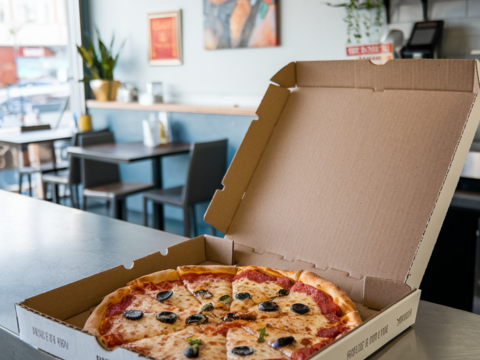 Fonds de commerce Pizzeria + distributeur automatique (10) 137000 63 m�$$137 000 &euro;