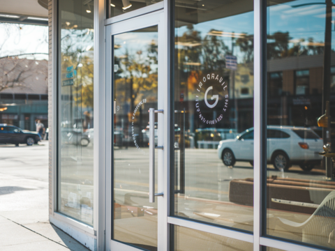 Exclusivit&eacute; cession murs commerciaux lou&eacute;s Aube 385000 284 m�$$385 000 &euro; 