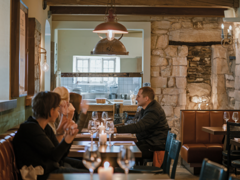 Restaurant sur emplacement premium en c�ur de ville (07) 185000 90 m�$$185 000 &euro;