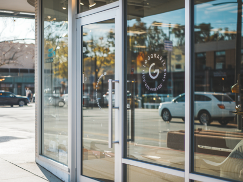 Murs commerciaux lou&eacute;s 87m&sup2; / Lyon 236490 87 m�$$236 490 &euro; 