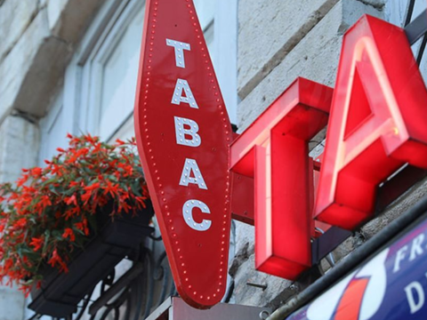 Tabac presse Loto - axe passant et commercial Sa&ocirc;ne et Loire 160000 55 m�$$160 000 &euro; 