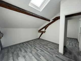  Appartement � louer 4 pi�ces 79 m�