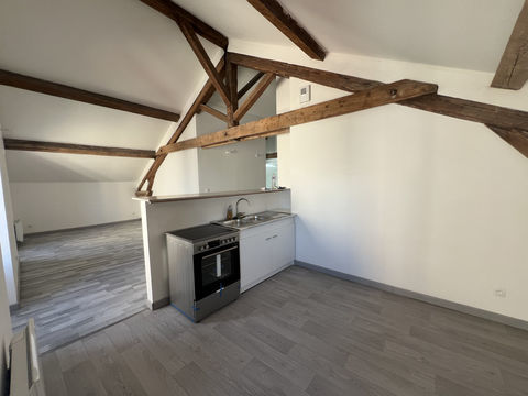   THIZY-LES-BOURGS Appartement - 4 pi�ce(s) - 79 m�