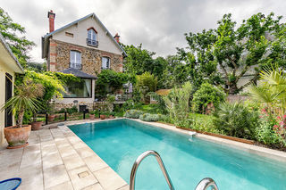  Maison � louer 8 pi�ces 185 m�