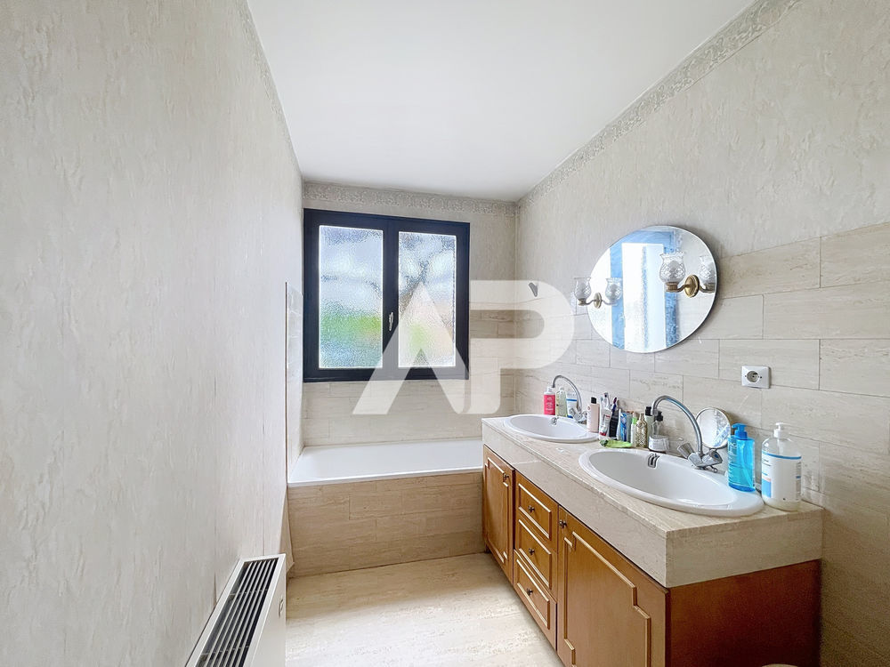 � vendre  Maison Montesson (78360)