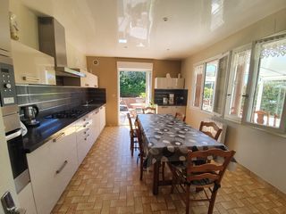  Maison � vendre 10 pi�ces 165 m�