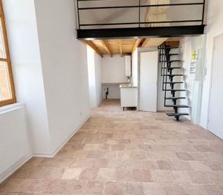  Appartement � louer 4 pi�ces 100 m�