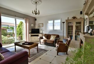  Maison � vendre 10 pi�ces 195 m�