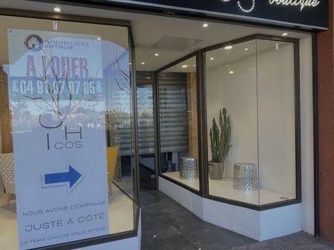 Local commercial 2500 13380 Plan de cuques