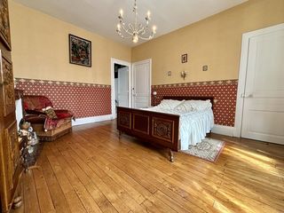  Maison � vendre 7 pi�ces 180 m�