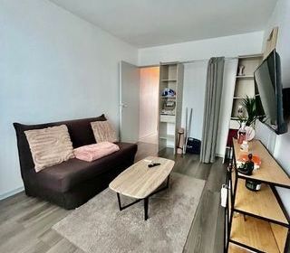  Appartement � louer 4 pi�ces 92 m�