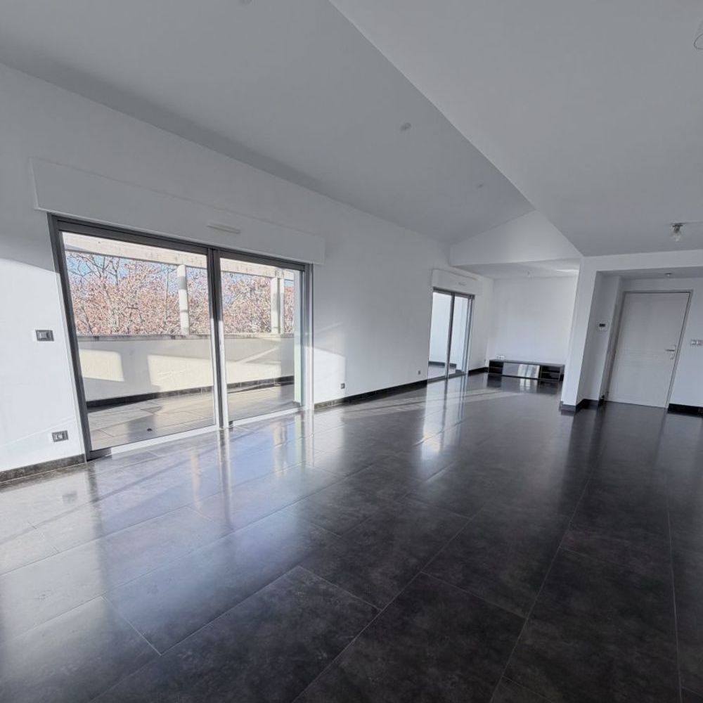 � vendre  Appartement Nimes (30900)