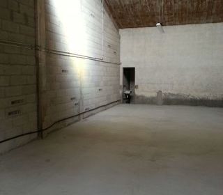  Parking / Garage � louer 1 pi�ce 95 m�