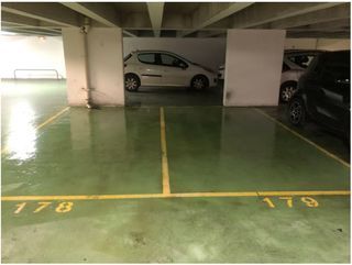  Parking / Garage � louer 1 pi�ce 12 m�