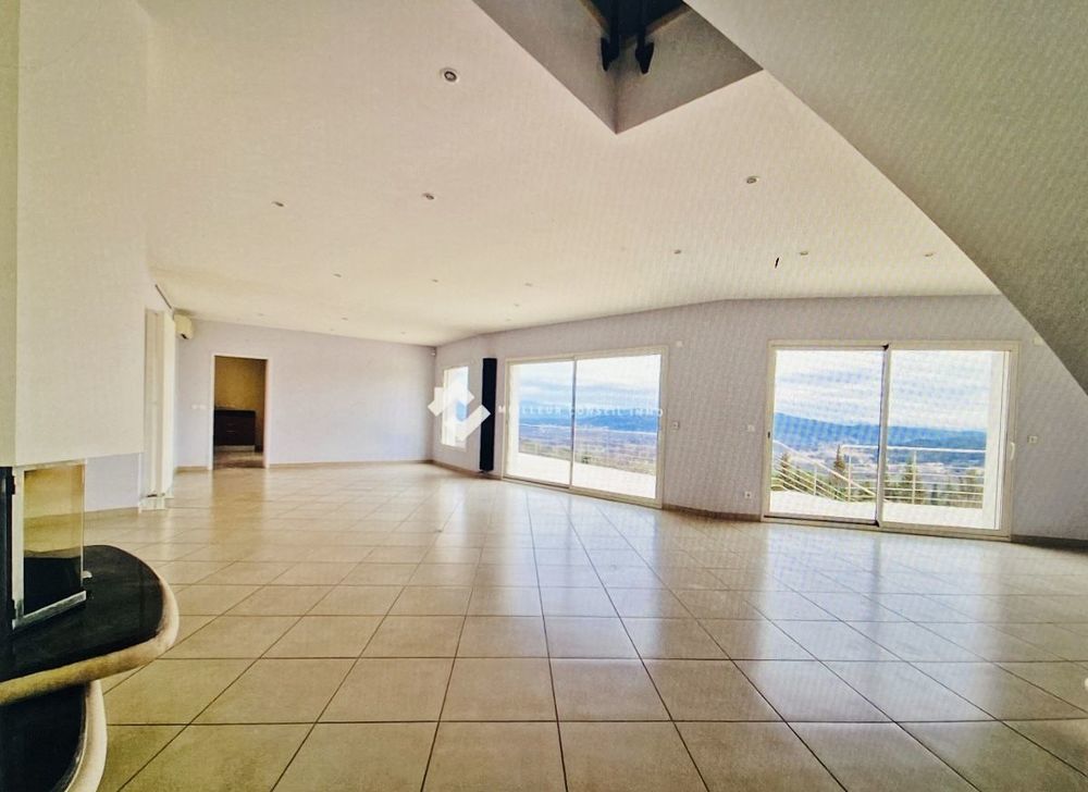 � vendre  Maison Viviers (07220)