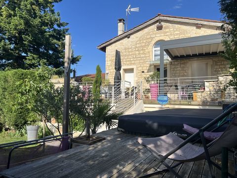   Maison avec SPA de nage,garage,d�pendance Maison - 6 pi�ce(s) - 192 m�