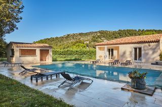  Maison � vendre 6 pi�ces 220 m�