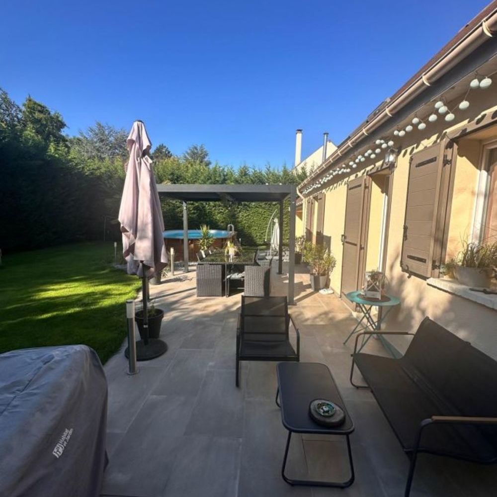 � vendre  Maison La Queue-en-Brie (94510)