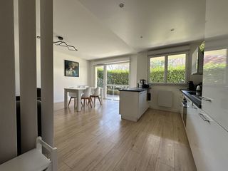  Appartement � louer 4 pi�ces 80 m�