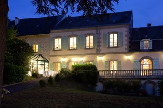  Immeuble � vendre 10 pi�ces 676 m�