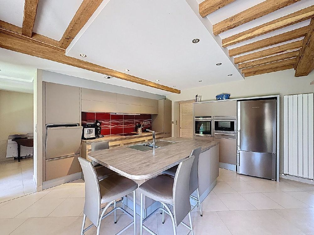 � vendre  Maison Cluny (71250)