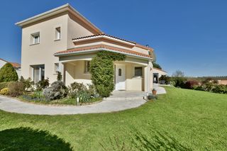  Maison � vendre 10 pi�ces 195 m�