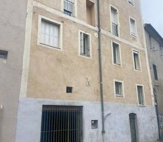  Parking / Garage � louer 1 pi�ce 86 m�