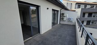  Appartement � louer 3 pi�ces 79 m�