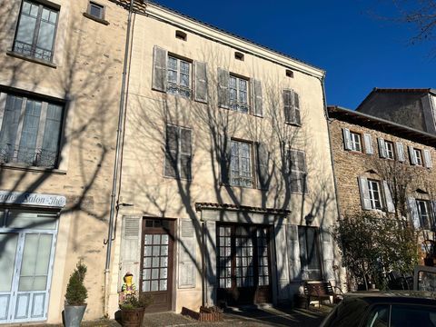   Maison Maison - 7 pi�ce(s) - 149 m�