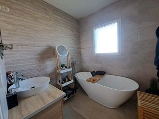  Maison � vendre 4 pi�ces 145 m�