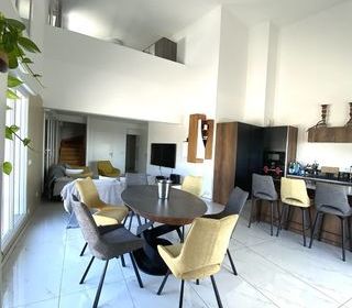  Appartement � louer 4 pi�ces 106 m�