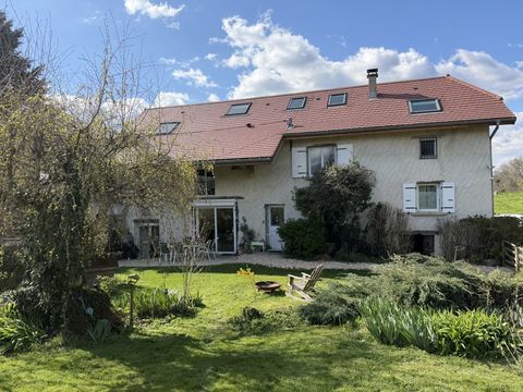   Maison dauphinoise bien r�nov�e 130m� hab Maison - 7 pi�ce(s) - 145 m�