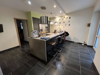  Maison � vendre 5 pi�ces 180 m�