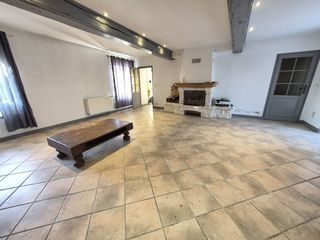  Maison � vendre 9 pi�ces 358 m�