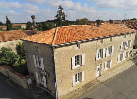   Maison Maison - 7 pi�ce(s) - 214 m�