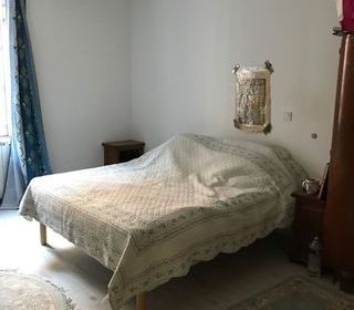  Immeuble � vendre 15 + pi�ces 700 m�