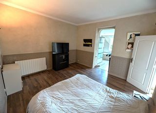  Maison � vendre 8 pi�ces 310 m�