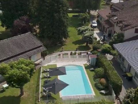   Maison Maison - 13 pi�ce(s) - 1000 m�