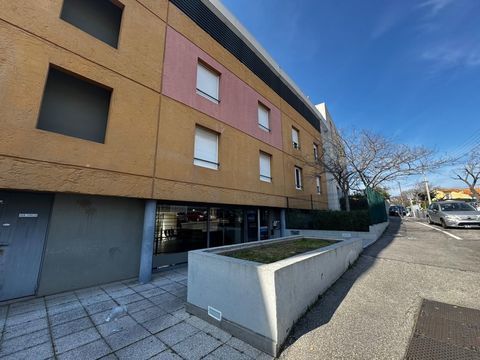   Studio studio -�tudiant- parking Appartement - 1 pi�ce(s) - 19 m�