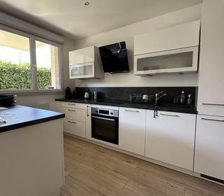  Appartement � louer 4 pi�ces 80 m�