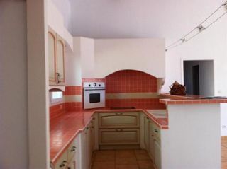  Maison � louer 5 pi�ces 165 m� La tour d'aigues