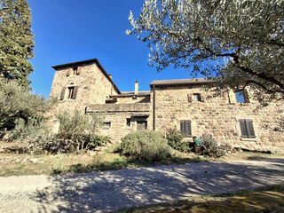  Maison � vendre 7 pi�ces 230 m�