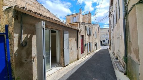 Local commercial Administration 300 79000 Niort