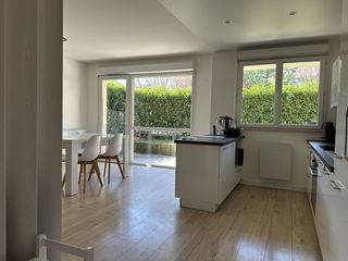  Appartement � louer 4 pi�ces 80 m�