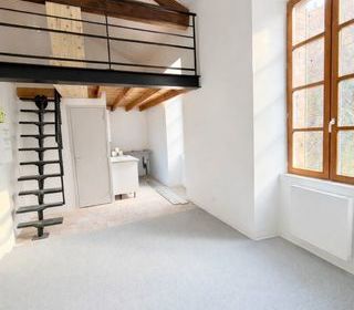  Appartement � louer 4 pi�ces 100 m�