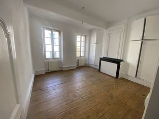  Immeuble � vendre 1 pi�ce 220 m�