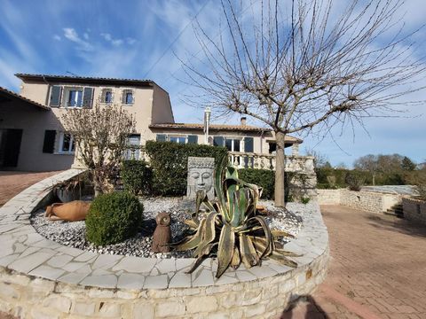   Maison Maison - 5 pi�ce(s) - 173 m�