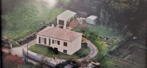   Maison Maison - 8 pi�ce(s) - 132 m�