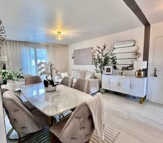  Appartement � louer 4 pi�ces 92 m�