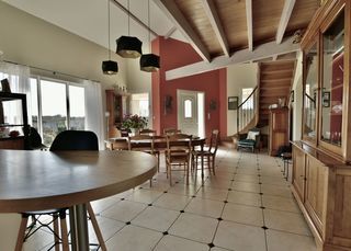  Maison � vendre 10 pi�ces 195 m�